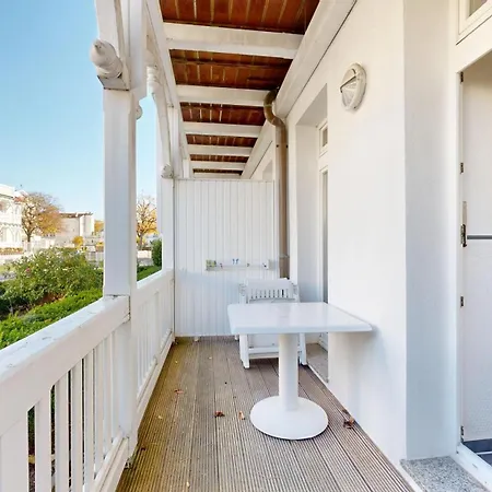 Strandnahe Jugendglueck 05 In Id 505 Binz